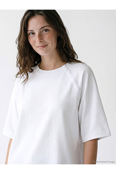 LC Waikiki تي شيرت نسائي سهل الارتداء بأزرار على الكتف