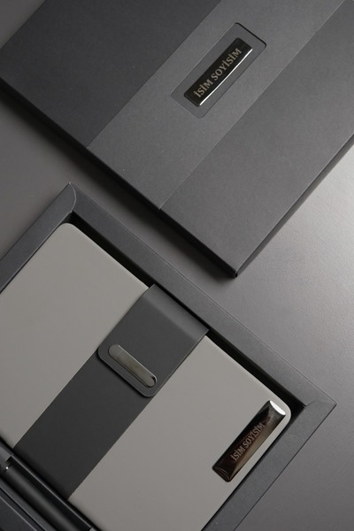 locko Kişiye Özel Kutulu Gri Vegan Deri Defter 224 Sayfa Çizgili Kalemli İsim...