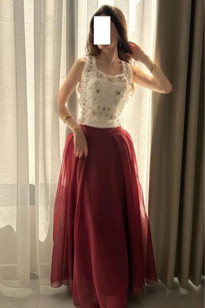 NUHAIRa Two-piece Jazar suit with Zircon embroidery