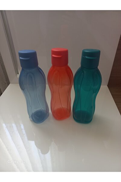 Tupperware Bottle