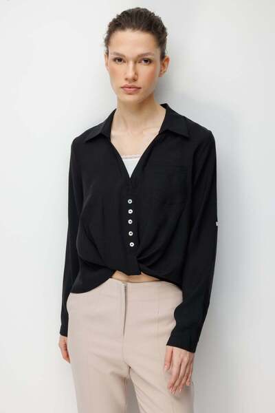 Ekol Yakası Dantel Detaylı Büzgülü Bluz