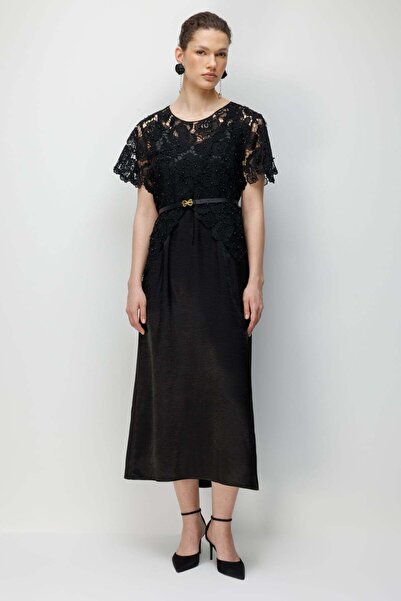 Ekol Boncuklu Dantel İşlemeli Kemerli Maxi Elbise