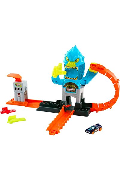 HOT WHEELS هجوم غوريلا على مرآب مدينة العدو