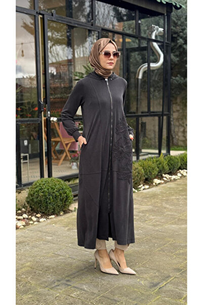 Nurcan Çetin Çiçek Detaylı Uzun Kapüşonlu Fermuarlı Ferace 26910