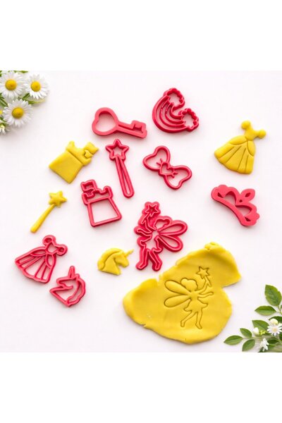 OEM Set of Cut-Out Shapes for Playdoh, Thematic 'Princesses and Fairy Tales'