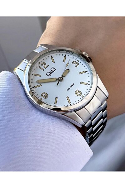 Q&Q Men's Metal Band Wristwatch