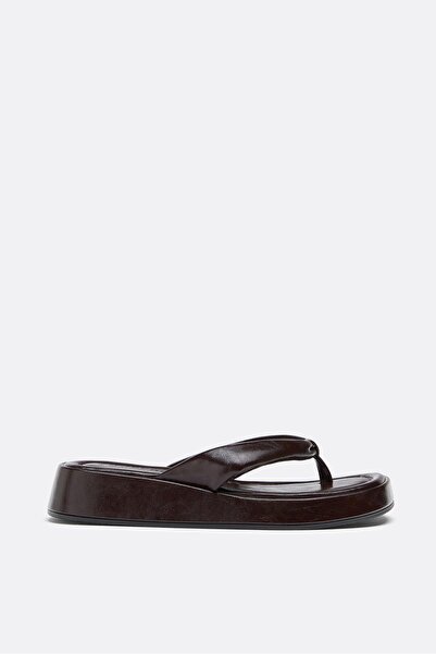 Stradivarius Platform parmak arası sandalet