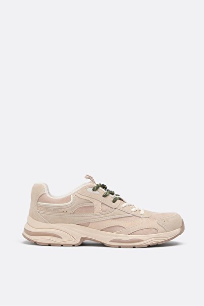 Stradivarius Deri detaylı spor ayakkabı