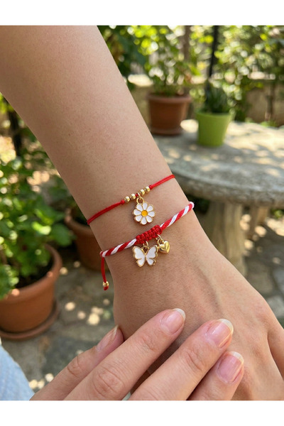 Ervalina سوار الحظ مارتينيشكا مع تماثيل صغيرة