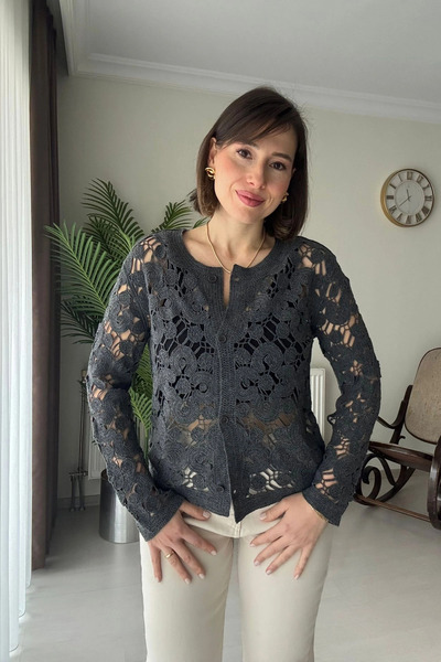 Kubos Moda Crew Neck Buttoned Anthracite Lace Cardigan