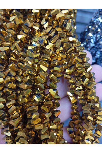Ralp Moda 6 mm Crystal Pyramid Czech Crystal Beads 3 Strands Gold
