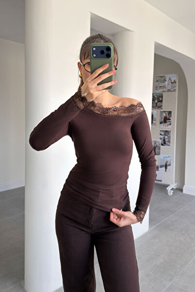 MAGARDE Преміум одноплечова блузка з деталями Datel - КОРИЧНЕВИЙ