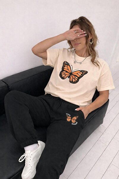 zeag Women's Orange Butterfly Printed T-Shirt and Sweatpants Set