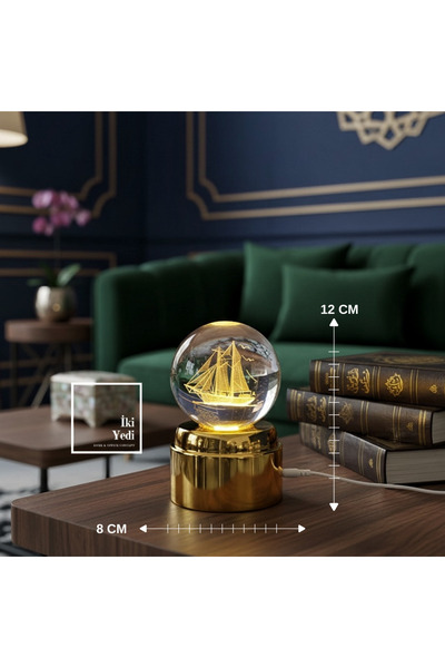 İki Yedi Konsept Mobius Dönen Cam Küre Yelkenli Gemi LED Gece Lambası Deniz T...