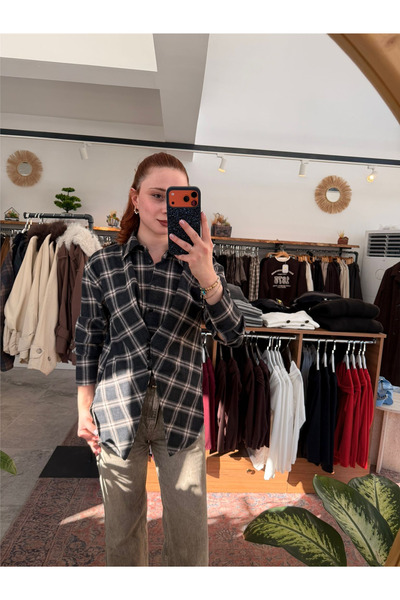 Meltem Ersöz DÜĞMELİ EKOSELİ GÖMLEK DESENLİ