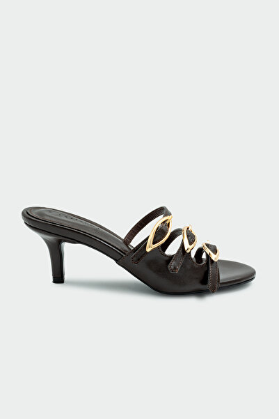 LAMİNTA واين جولد تفاصيل إبزيم أكي بي كوفي للنساء شبشب