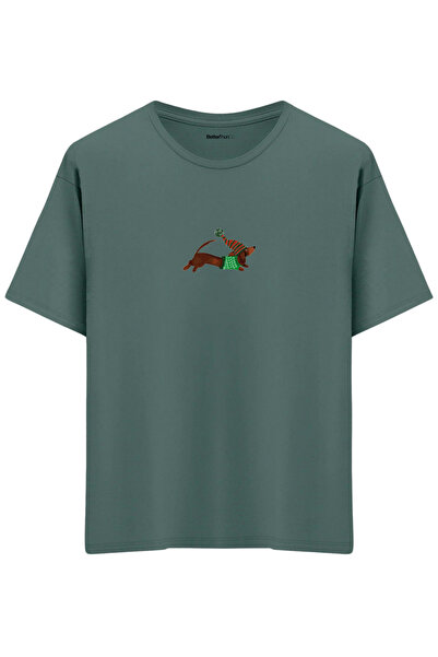 BetterThanCo Santa Sausage Dog Printed Crew Neck Oversized T-Shirt