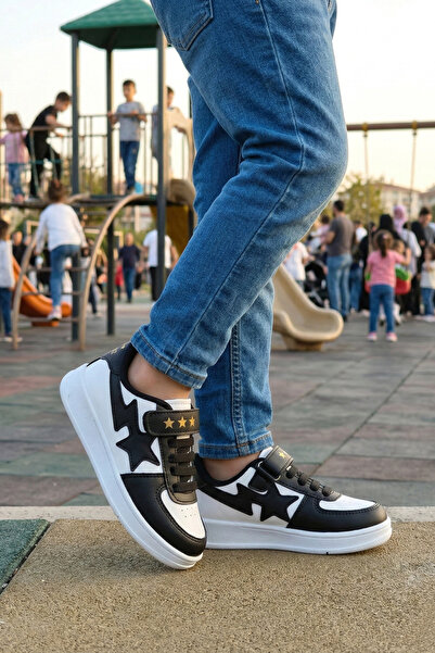 BOUIS Dječje crne unisex cipele sa vezicama i jednim čičkom Patike Elastično ...