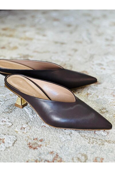 MİSS PARK MODA ADDASSO Vârf ascuțit, închis în față, toc bloc stiletto papuci