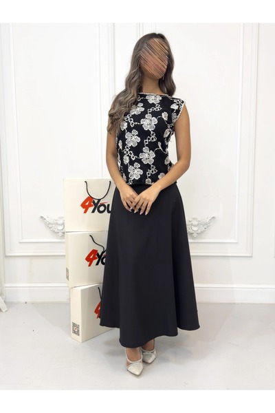 NO BRAND Black midi set with a plain skirt and a blouse embroidered with whit...