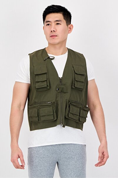 Nike Men Loose Fit Sleeveless Outdoor Life Utility Vest, Green