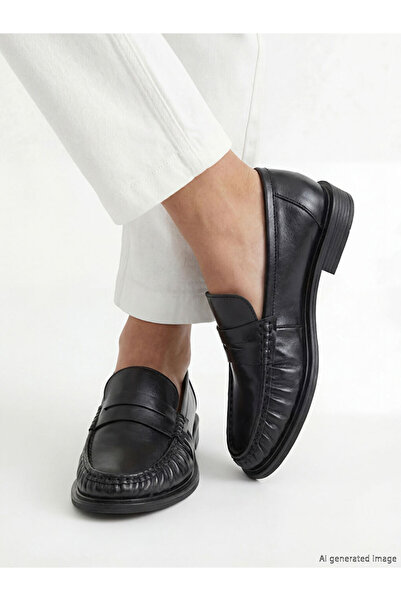 LC Waikiki Black Leather Look Women's Classic Shoes