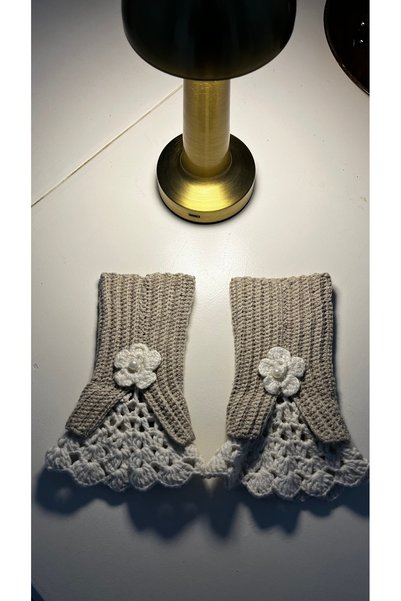 EL ÖRGÜSÜ CİCİ BEBE Vintage Inspired Ribbon-Decorated Hand-Knitted Gloves
