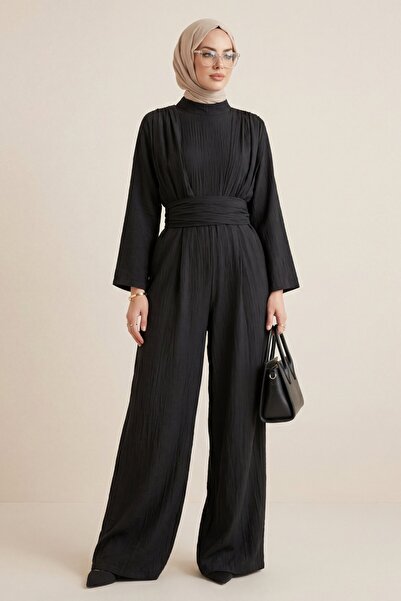 Modamorfo High neck pleated strawberry jumpsuit with pockets and belt - black