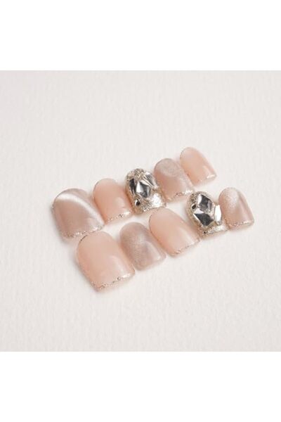 Bukela أظافر لاصقة