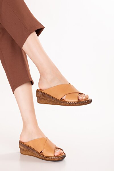 Gondol Genuine Leather Wedge Heel Pieces Daily Cross Band Slipper Rh.043 Tan