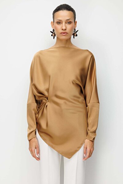 Ekol Kayık Yaka Asimetrik Kesim Bluz