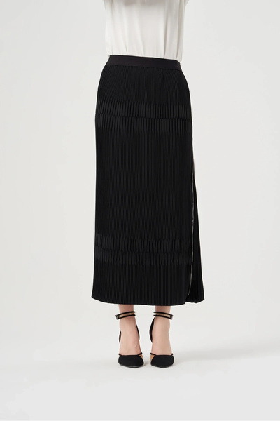 MissWhence Piliseli Side-Zip Closure Skirt Black 39921