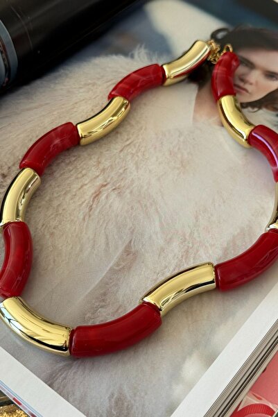 Trendy Butik Red Colored Necklace