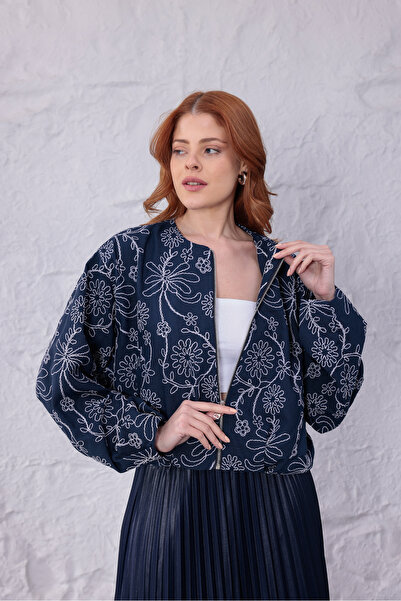 Yeys Shop Nakış Detaylı Crop Ceket Lacivert