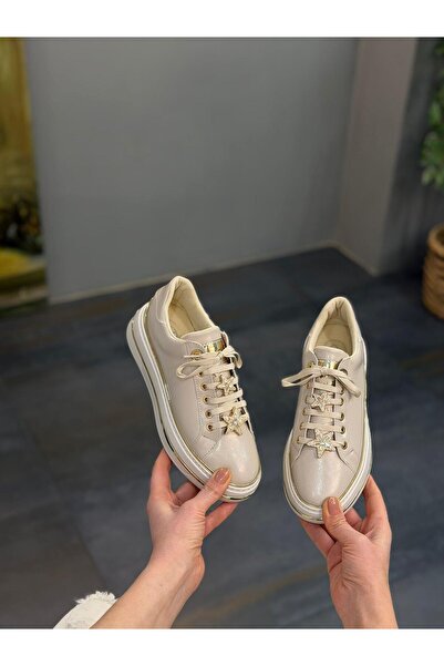 DİVA Γυναικεία casual αθλητικά παπούτσια σε μπεζ χρώμα με σχέδιο Star Stone