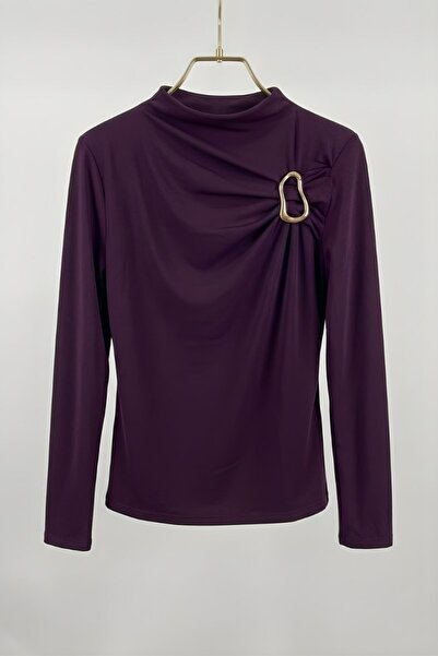 Potenza Ženska bluza sa zlatnom kopčom, detaljno nabrana, dugih rukava, od le...