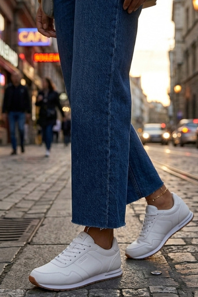 Kinetix White Women's Sneaker