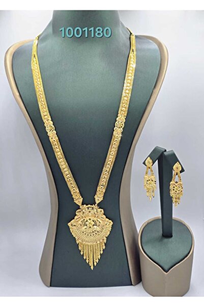 Arjwan Accessories A stunning women's jewelry accessory set