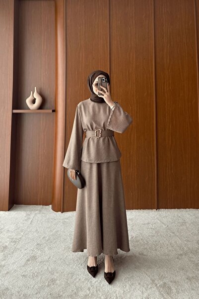 ALVOR Buckled Waist-Fitted Ruffled Top and Long Skirt Set