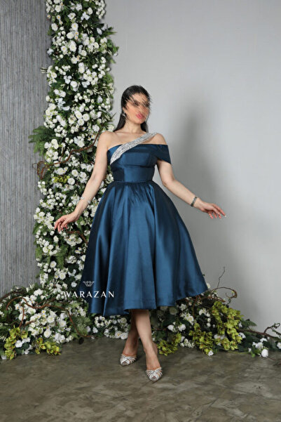 Warazan Mikado flared dress with a bodice accessory