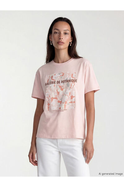 LC Waikiki تي شيرت نسائي من القطن بنسبة 100% مطبوع عليه Pink Paris