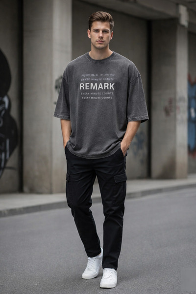 ALANAQA Box Oversized T-Shirt (Unisex)