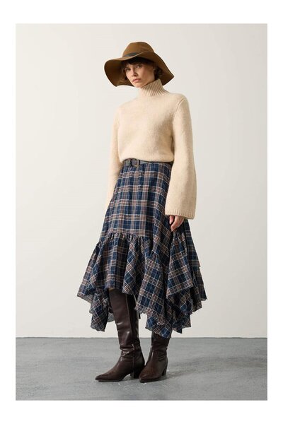 Coral تنورة من قماش منقش قطع بتفاصيل طبقات من حزام قطع 37222 أزرق داكن