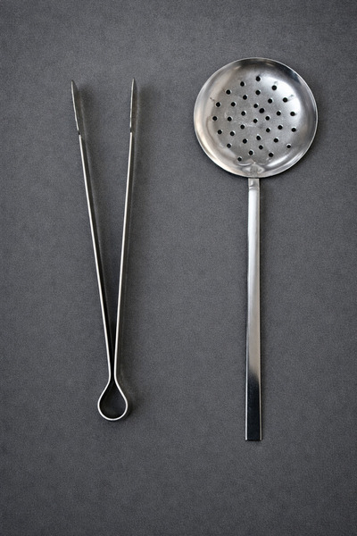 Umut طقم ملاعق مصفاة من الفولاذ المقاوم للصدأ مكون من قطعتين مقاس 30 سم