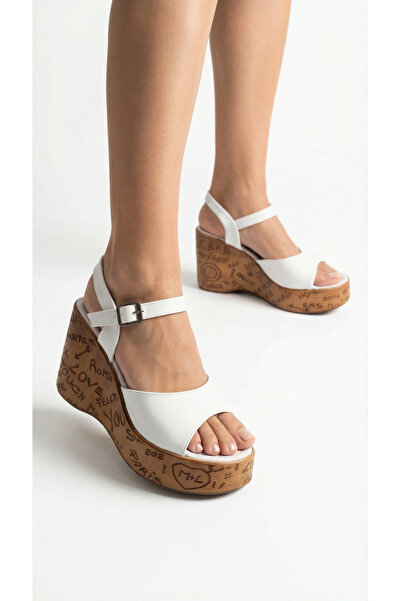 Limeo أحذية صنادل نسائية صيفية ذات نعل عريض وكعب عريض من الجلد بإبزيم