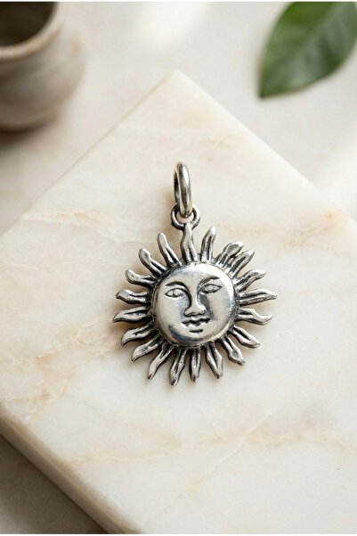 Ebrar Silver Gümüş Güneş Kolye Ucu 925 Ayar Gümüş Güneş Figürlü Unisex Kolye Ucu
