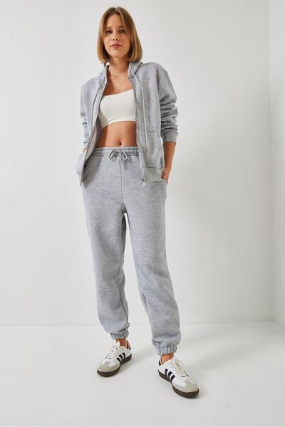 Özlem Yılmaz Store 3 İPLİK ŞARDONLU SWEATSHİRT