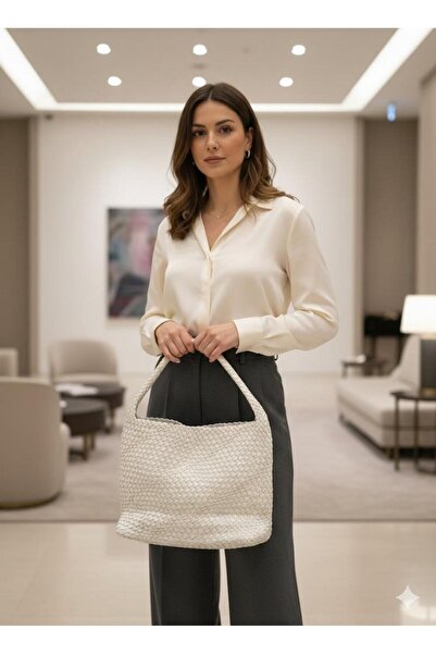 KRISTE BELL Imported Soft D Leather Puppy Women's C Bag 26990