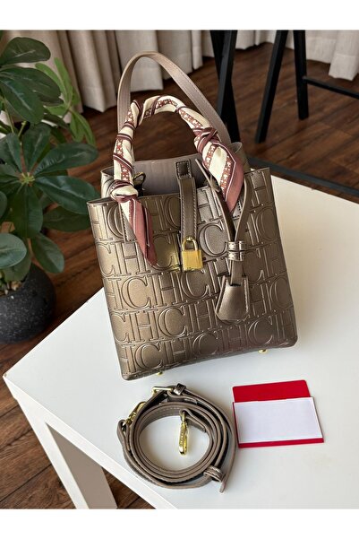 Ropi A luxurious women's Clutch Bag: elegant and beautiful