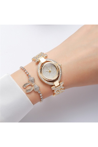 GENERAL A women's watch with a stainless steel strap, featuring an elegant de...